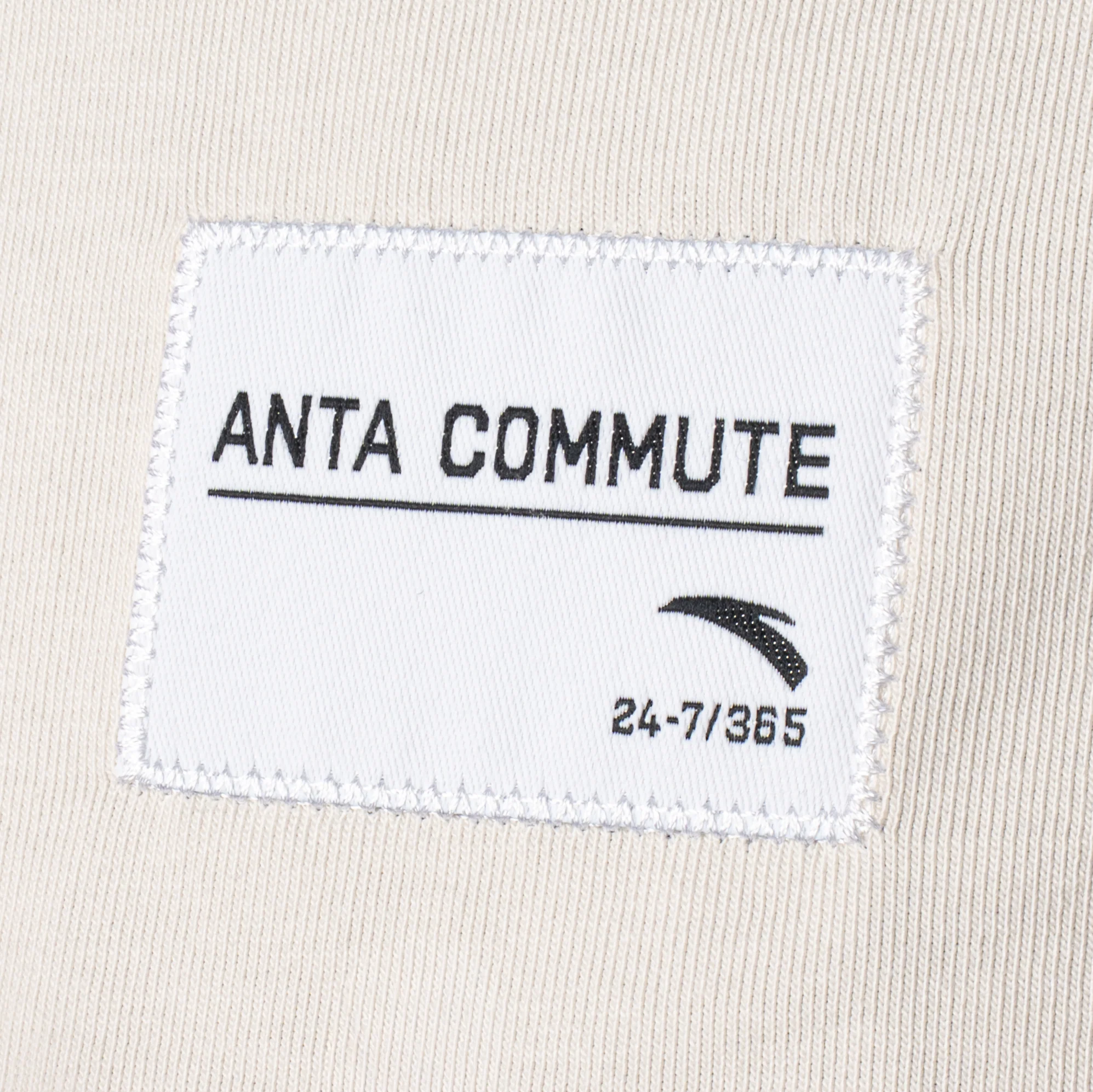 T-SHIRT COMMUTE - Image 4